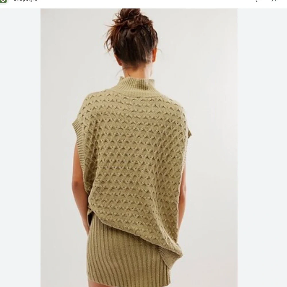 Free People Rosemary Textured Turtleneck Sweater - Olive Size M